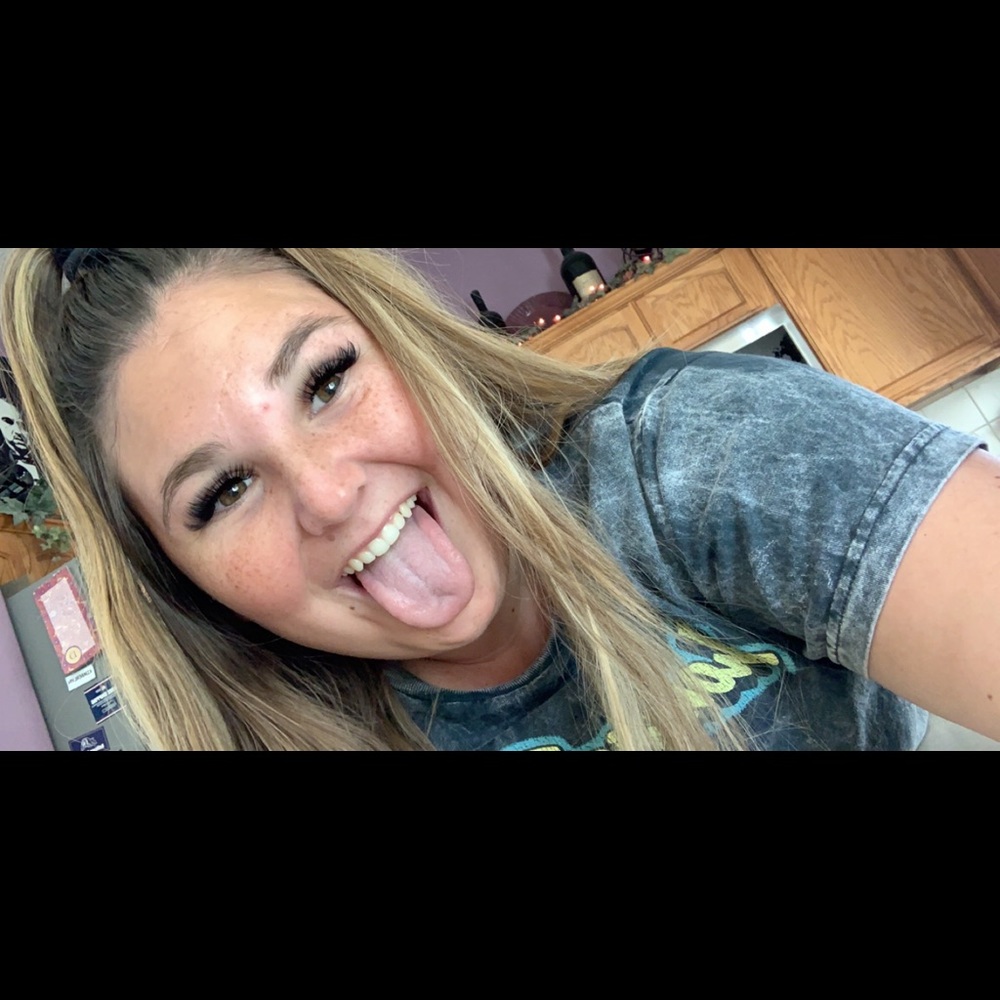 Meet your Posher, Sophia